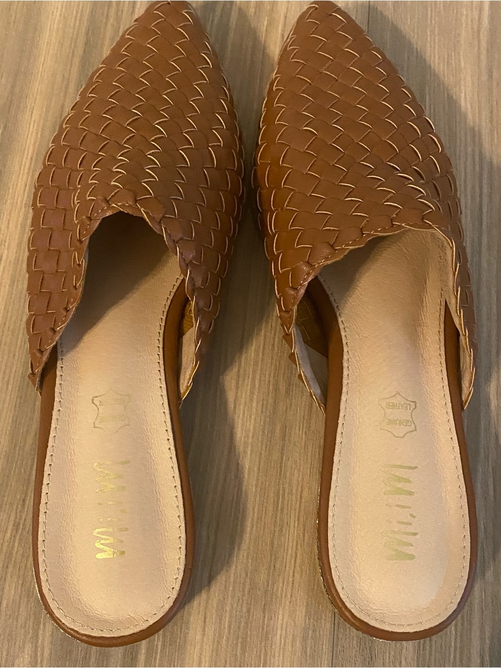 Mi.iM ladies 7.5 leather mules MiiM slip on tan shoes - Picture 6 of 9